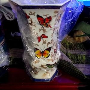 Vintage butterfly vase with gold trim